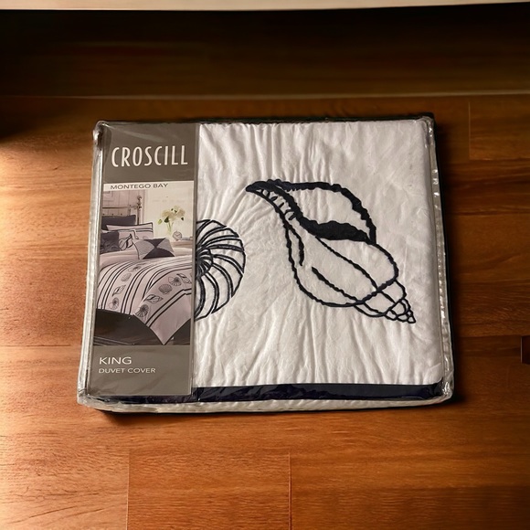 CROSCILL Montego Bay King Duvet Cover New - Picture 3 of 3